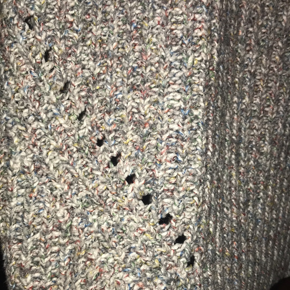 Universal Thread Sweater - Picture 7 of 10